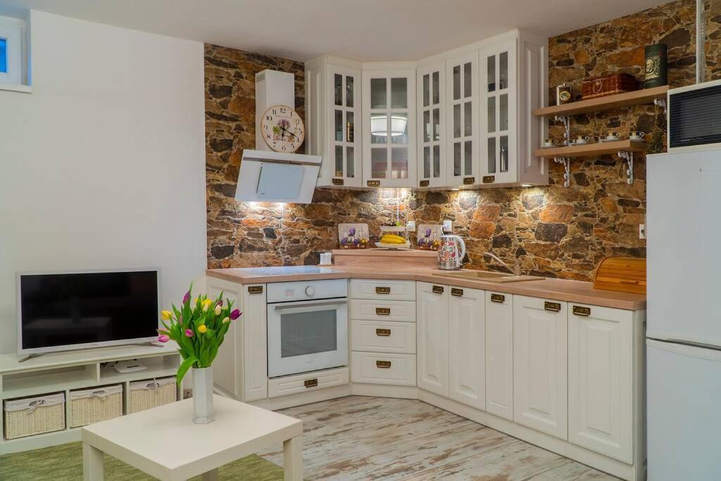 Provensalsky Rodinny Apartman Mandolina Бойнице Экстерьер фото